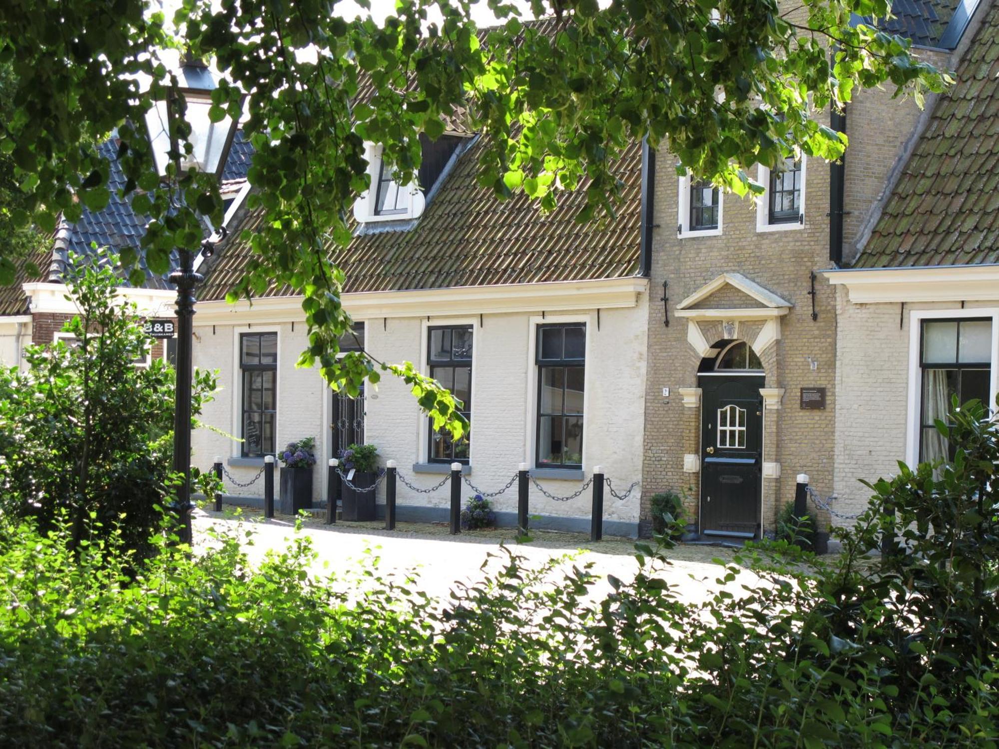 De Thuiskamer In Grou Als B&B Of Vakantiehuis Exterior photo